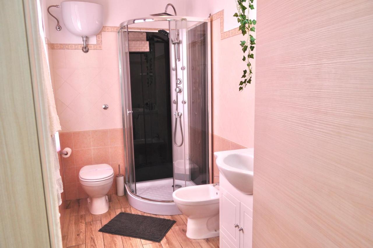 B&B Rosa Dei Venti Санта Тереза Галура Екстериор снимка